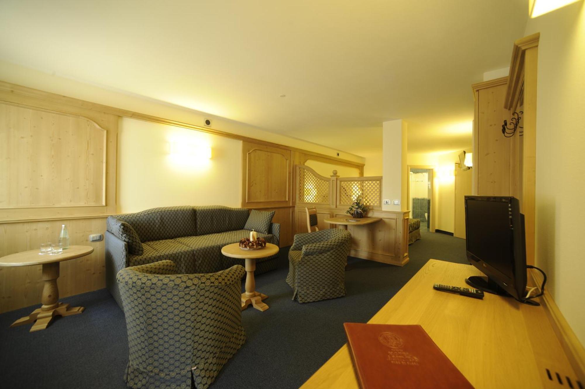Family Hotel Andes - Only For Family Vigo di Fassa Eksteriør bilde